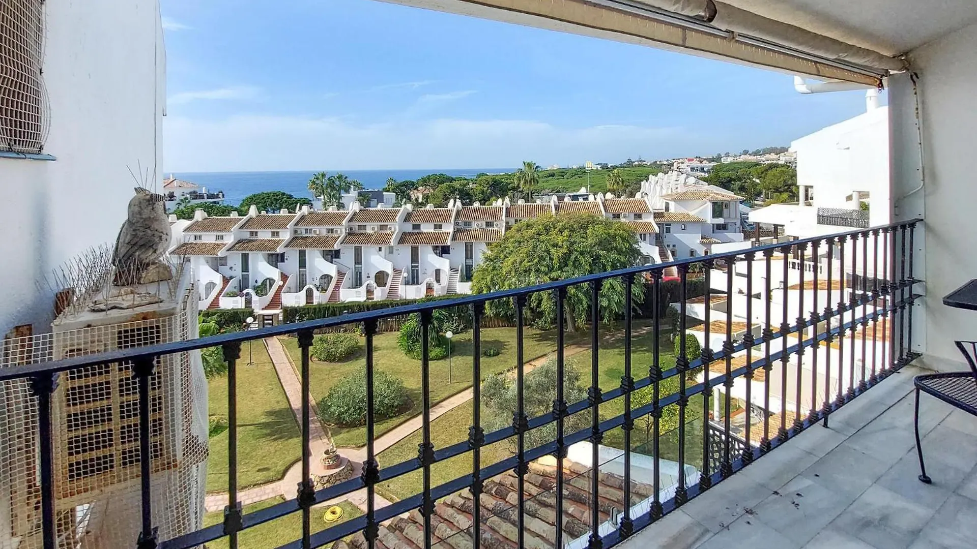 3 Bedroom Amazing Apartment In Calahonda Sitio de Calahonda Spain