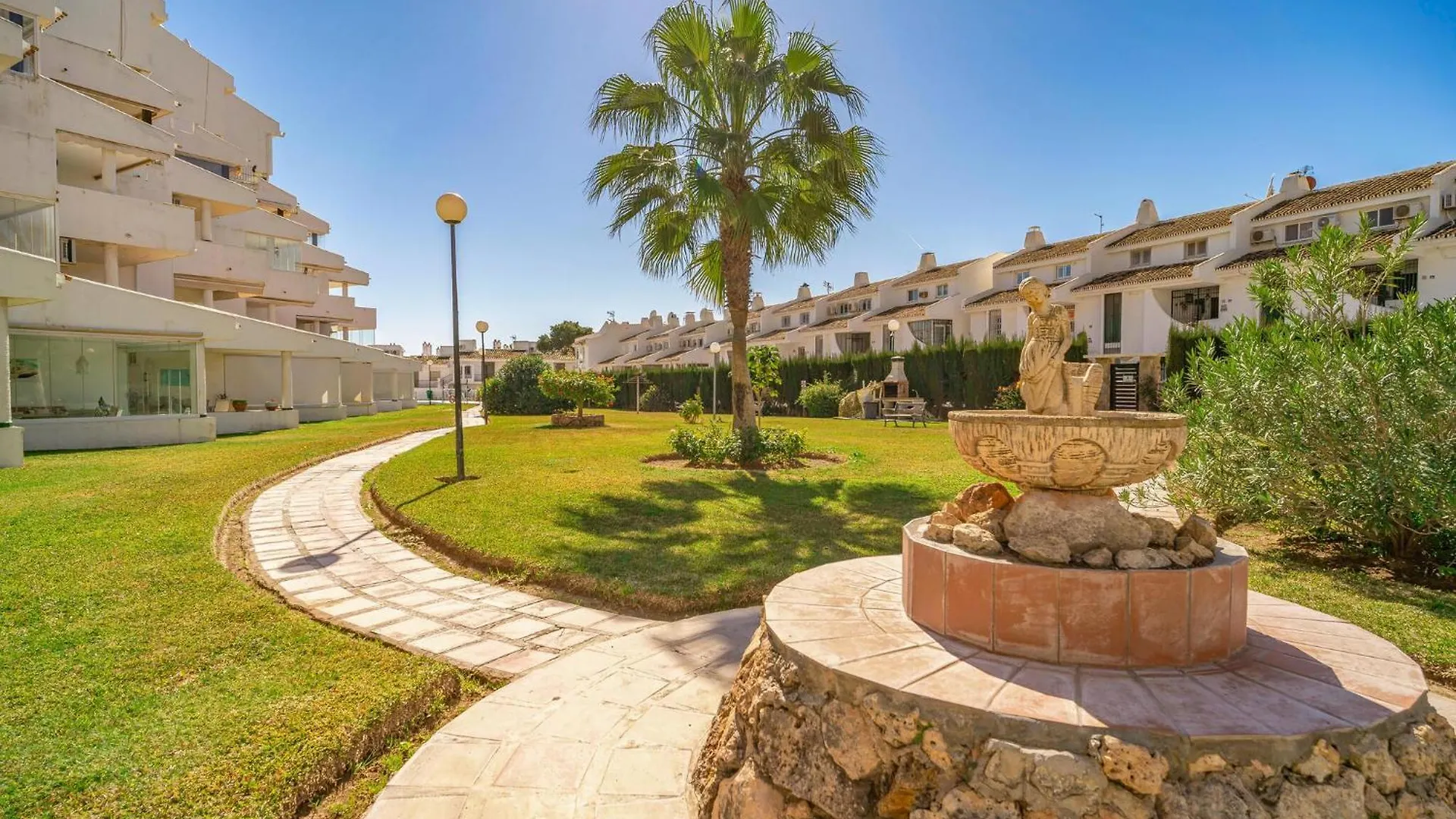 3 Bedroom Amazing Apartment In Calahonda Sitio de Calahonda 0*,  Spain